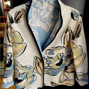 Reversible artisan jacket. Unique and nice weight that hangs well.